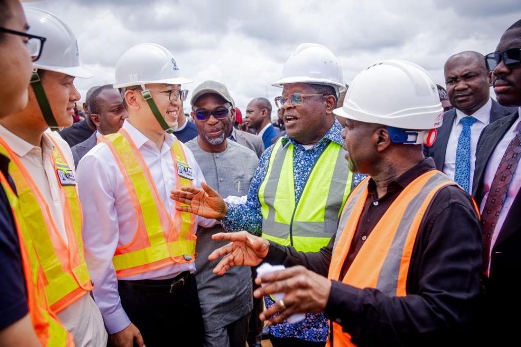 FG Hands Over Federal Roads to Abia Government for Swift Completion