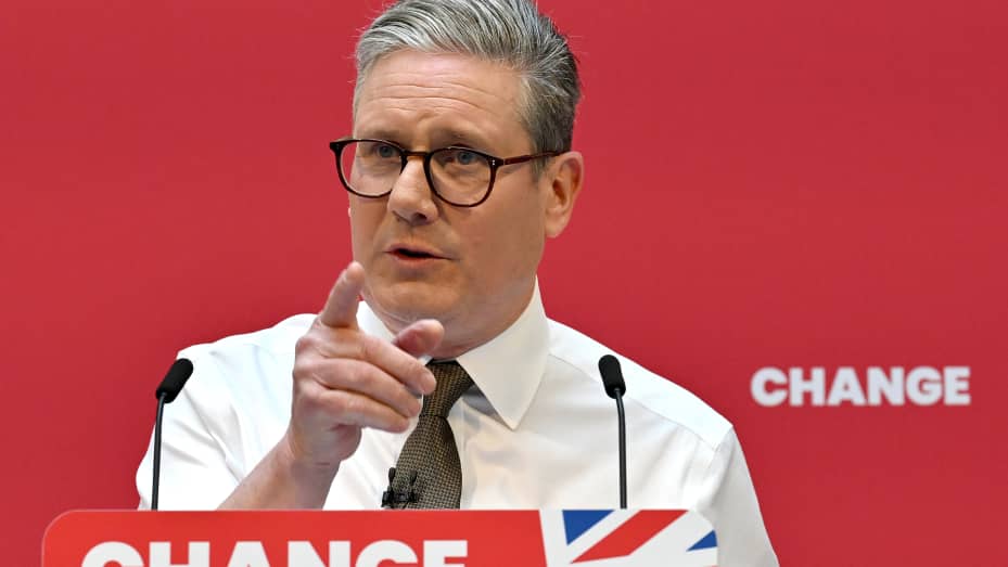 Starmer Resigns as British Prime Minister Starmer