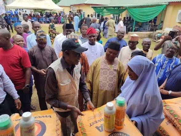 FG, IFAD-VCDP Distributes Equipment, Empowerment Tools to Kogi Farmers, PWDs